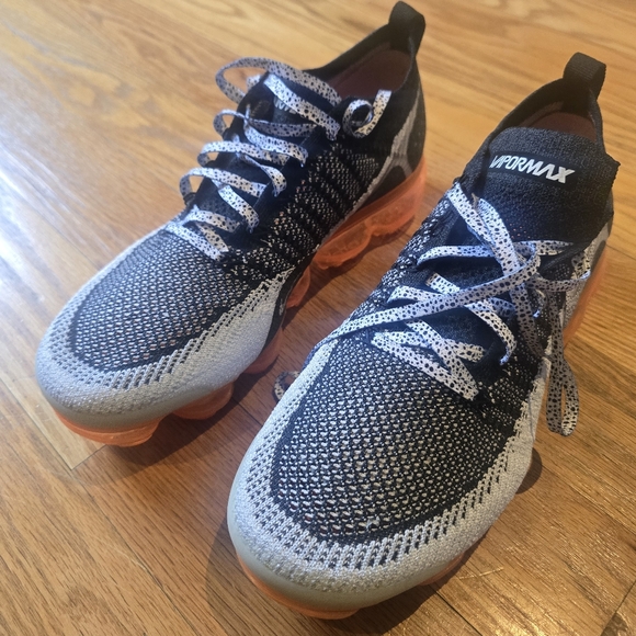 Nike Other - NWT Nike Air Vapormax Flyknit Sneakers